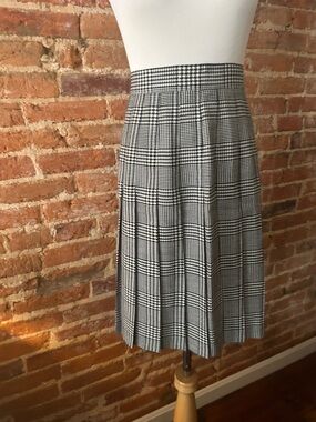 Black & White Glen Plaid Midi Pleated Skirt - Women's